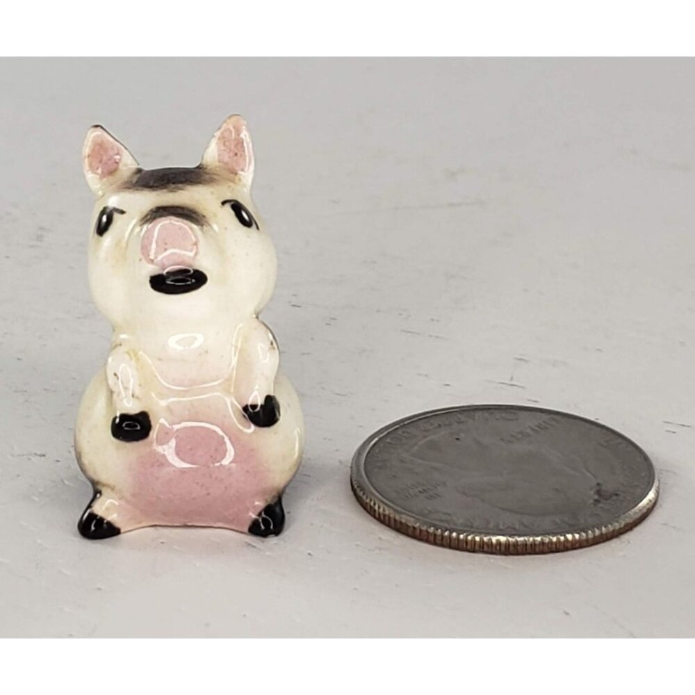 Hagen Renaker Piglet Sitting Up Miniature Figurine Vintage Monrovia